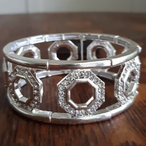 NWT! Liz Claiborne Crystal Stretch Bangle Bracelet